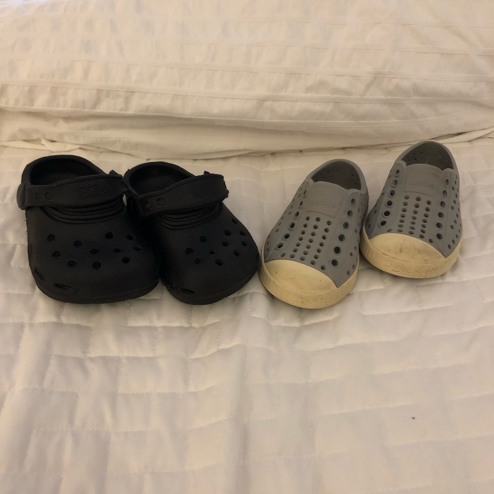 Pair of size 4 shoes